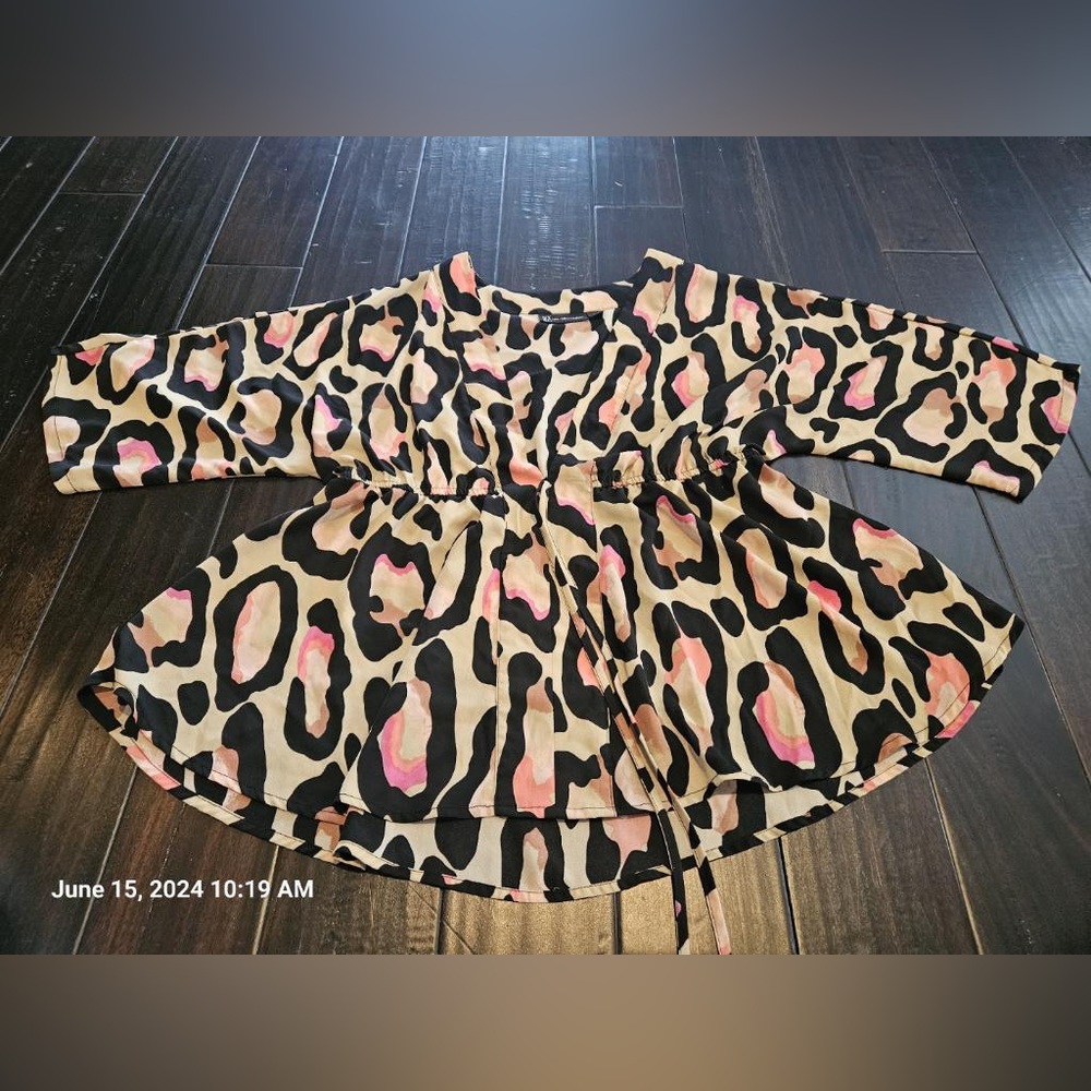 tie front v-neck blouse